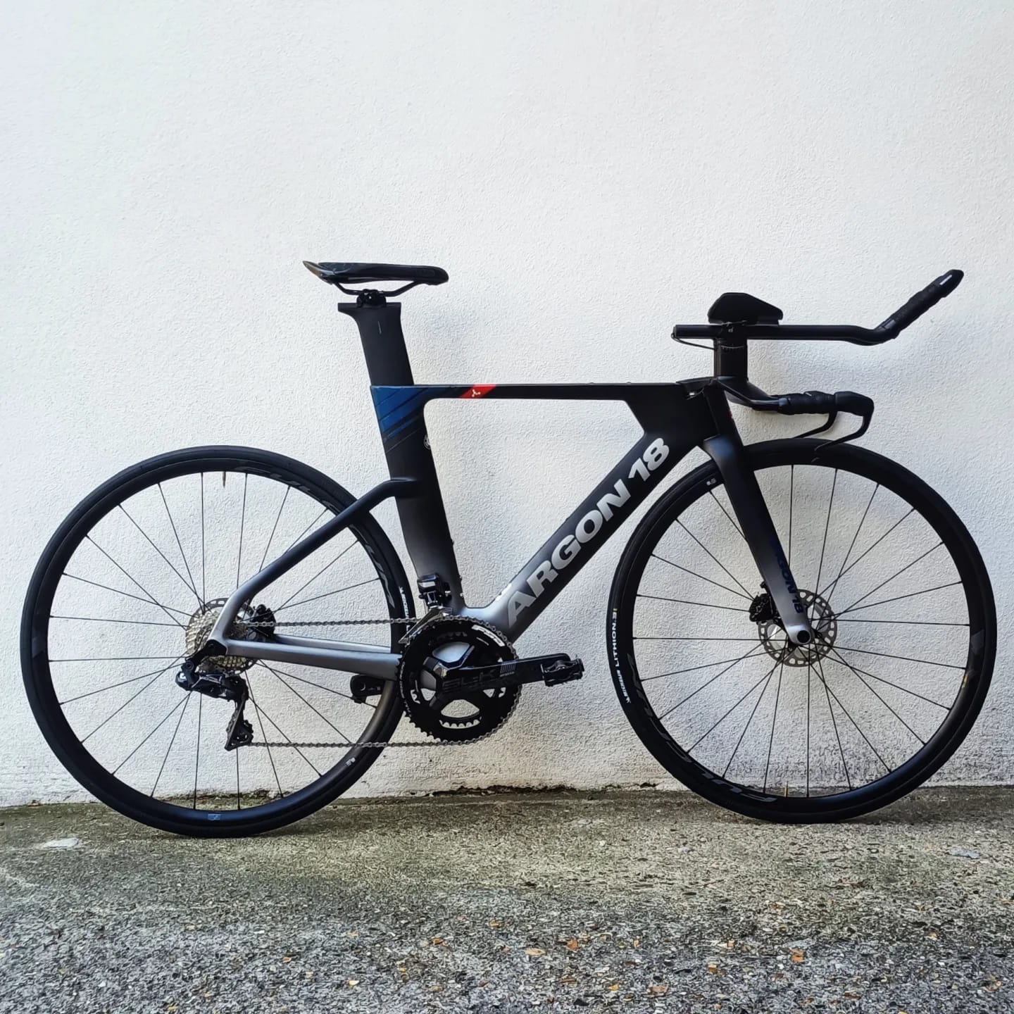 Argon 18 E-118 +Tri CLM Ultegra Di2