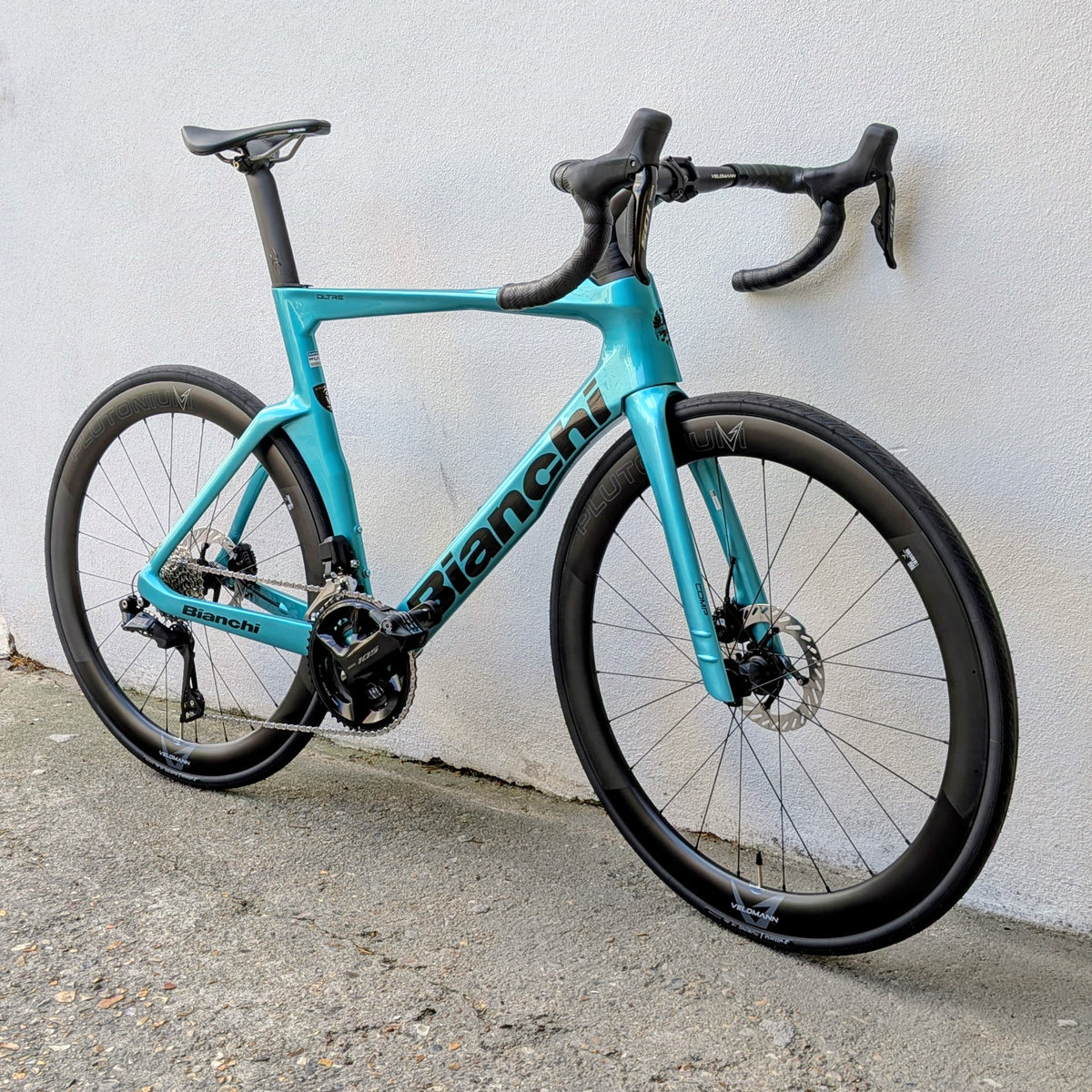 Bianchi Oltre Comp - Shimano 105 Di2 - celeste