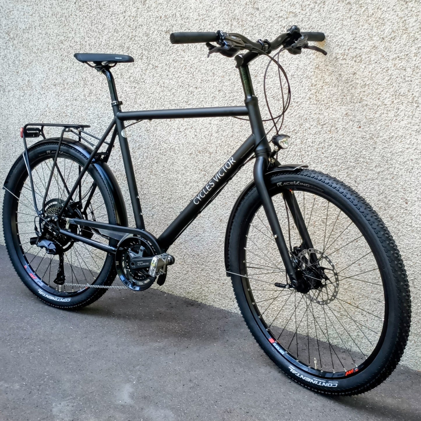 Contoura Fe-9 — Vélo touring entièrement personnalisable