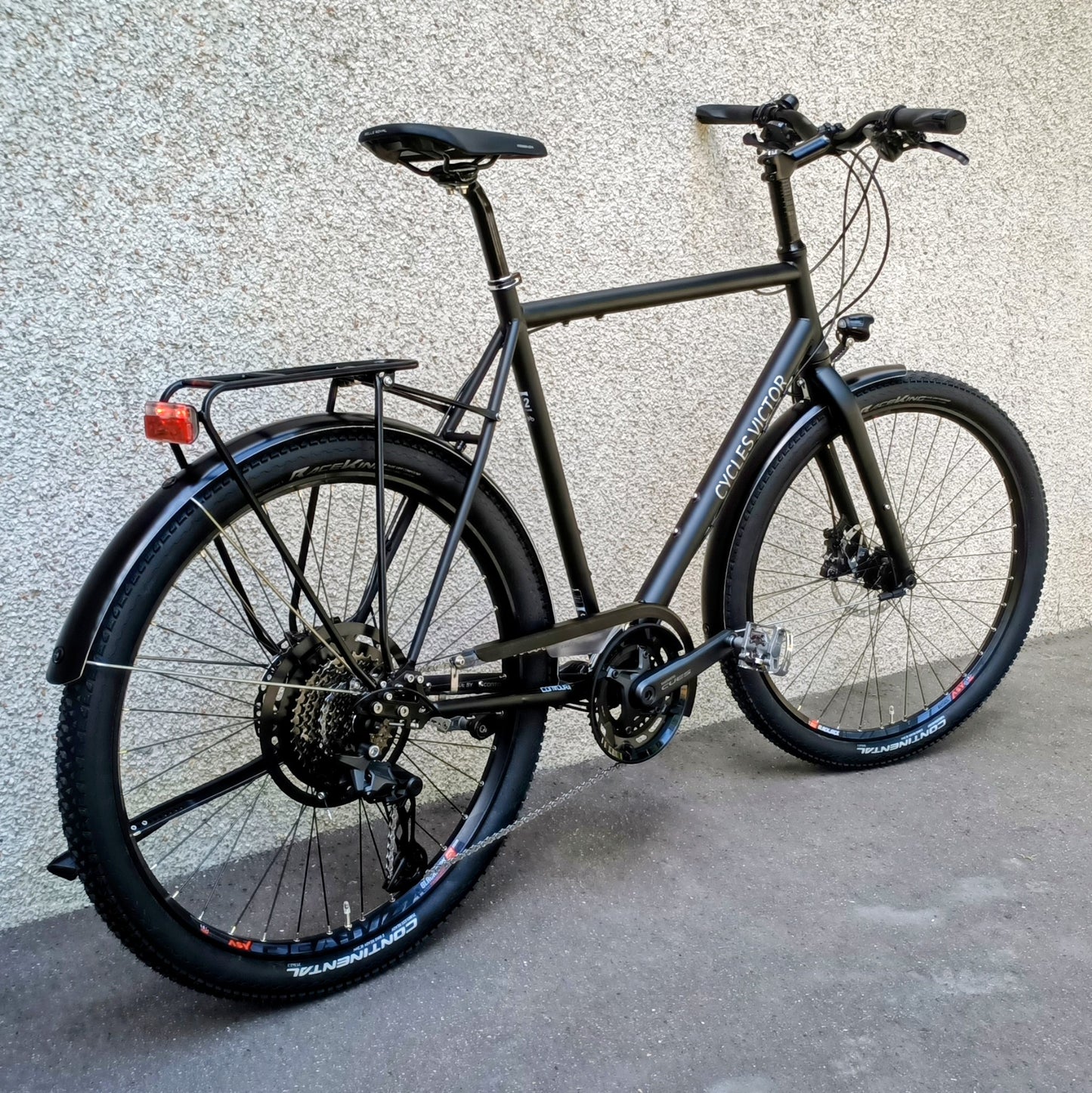 Contoura Fe-9 — Vélo touring entièrement personnalisable