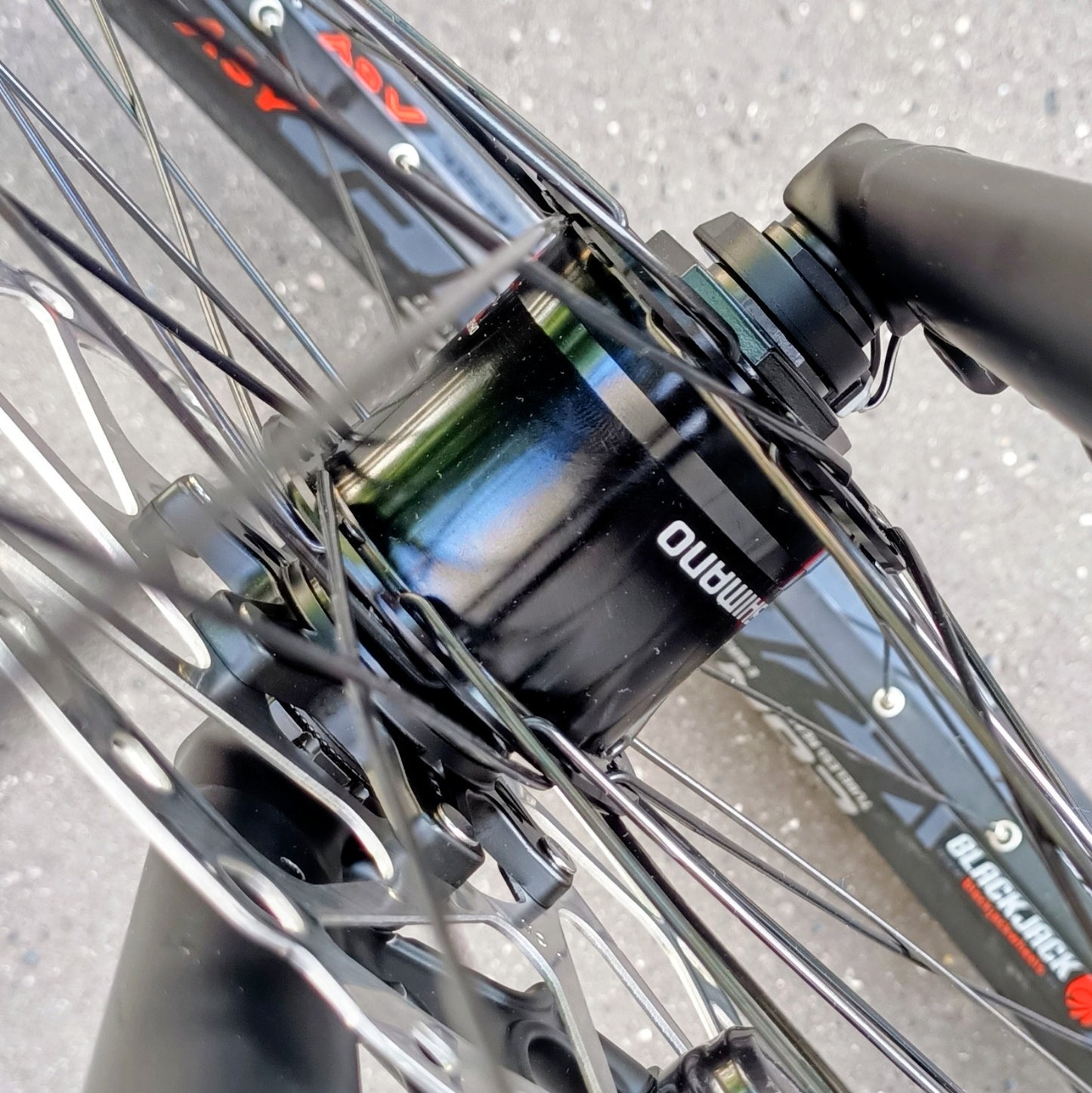 Contoura Fe-9 — Vélo touring entièrement personnalisable