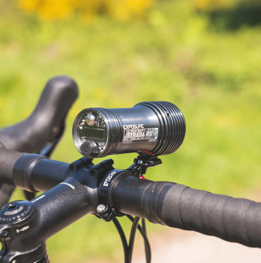 Strada MK12 Road Sport AKTiv - Éclairage vélo route intelligent 1450 lumens