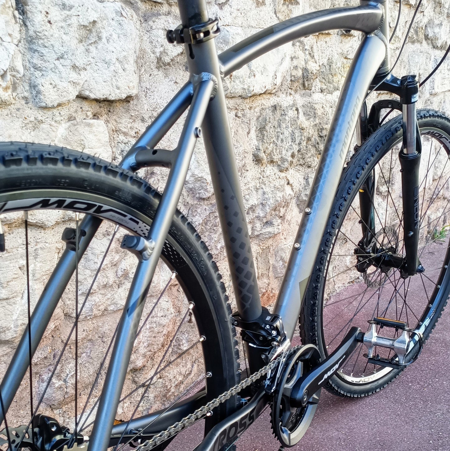 Montana X-Cross - dispo sur demande