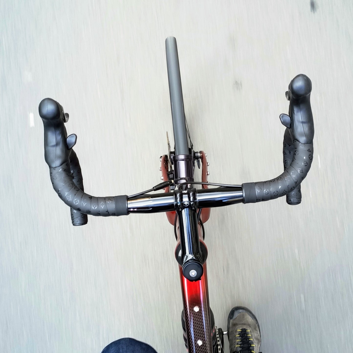 Sarto Seta Gravel tri-composite Classified (rouge/carbone)