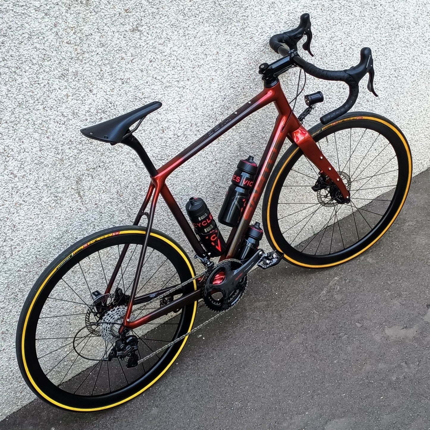 Sarto Seta Gravel tri-composite Classified (rouge/carbone)