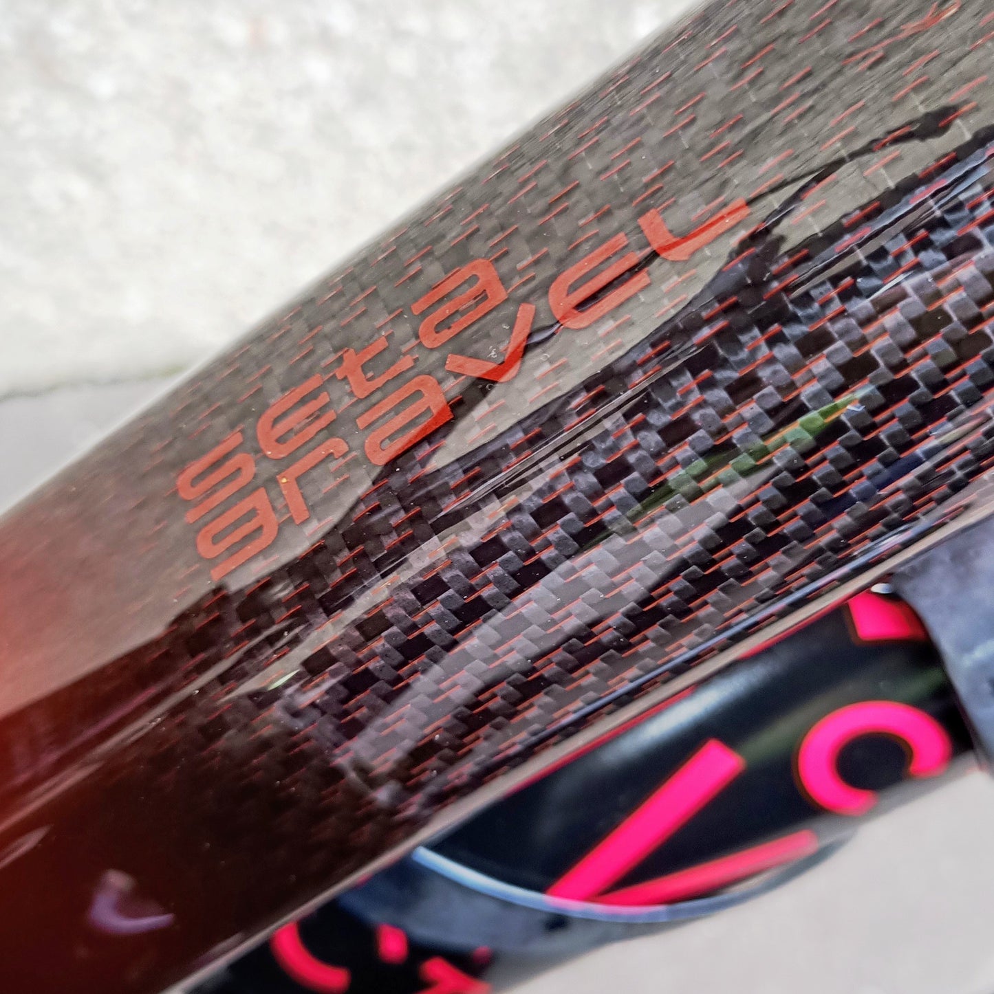Sarto Seta Gravel tri-composite Classified (rouge/carbone)