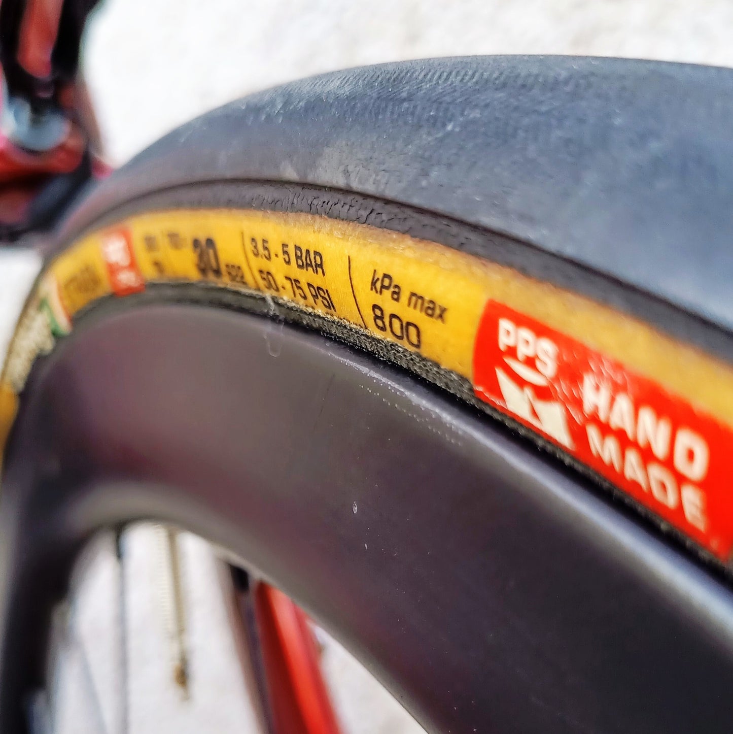 Sarto Seta Gravel tri-composite Classified (rouge/carbone)