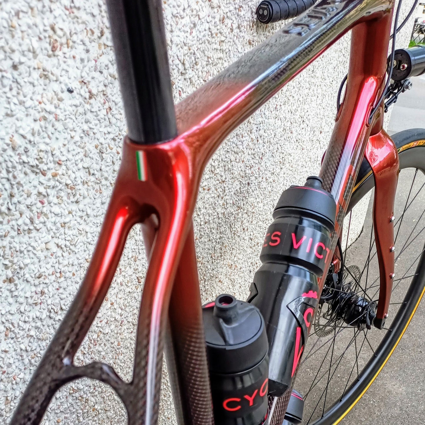 Sarto Seta Gravel tri-composite Classified (rouge/carbone)