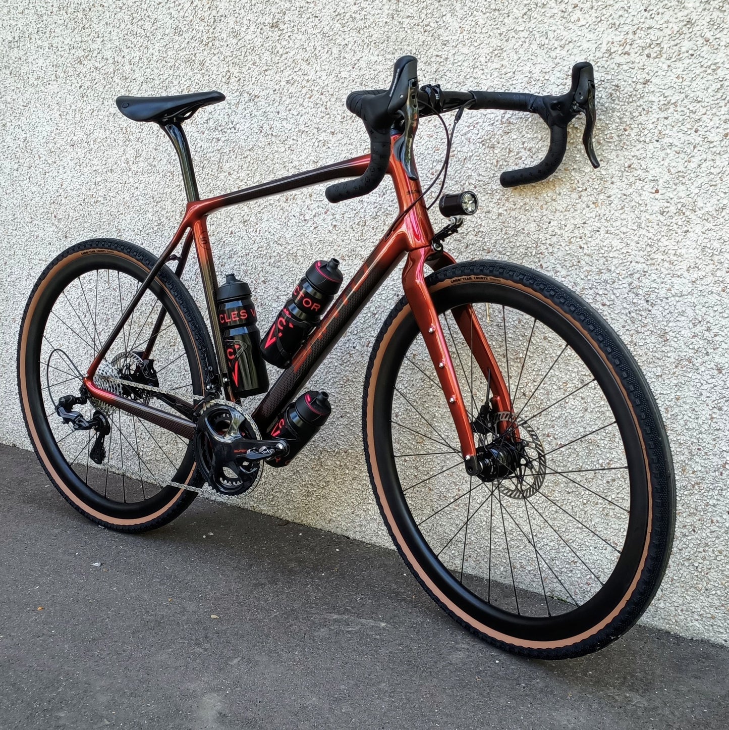 Sarto Seta Gravel tri-composite Classified (rouge/carbone)