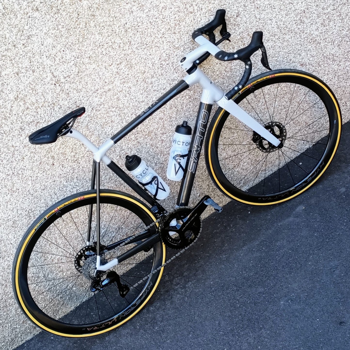 Sarto Seta Plus tri-composite (blanc/carbone)