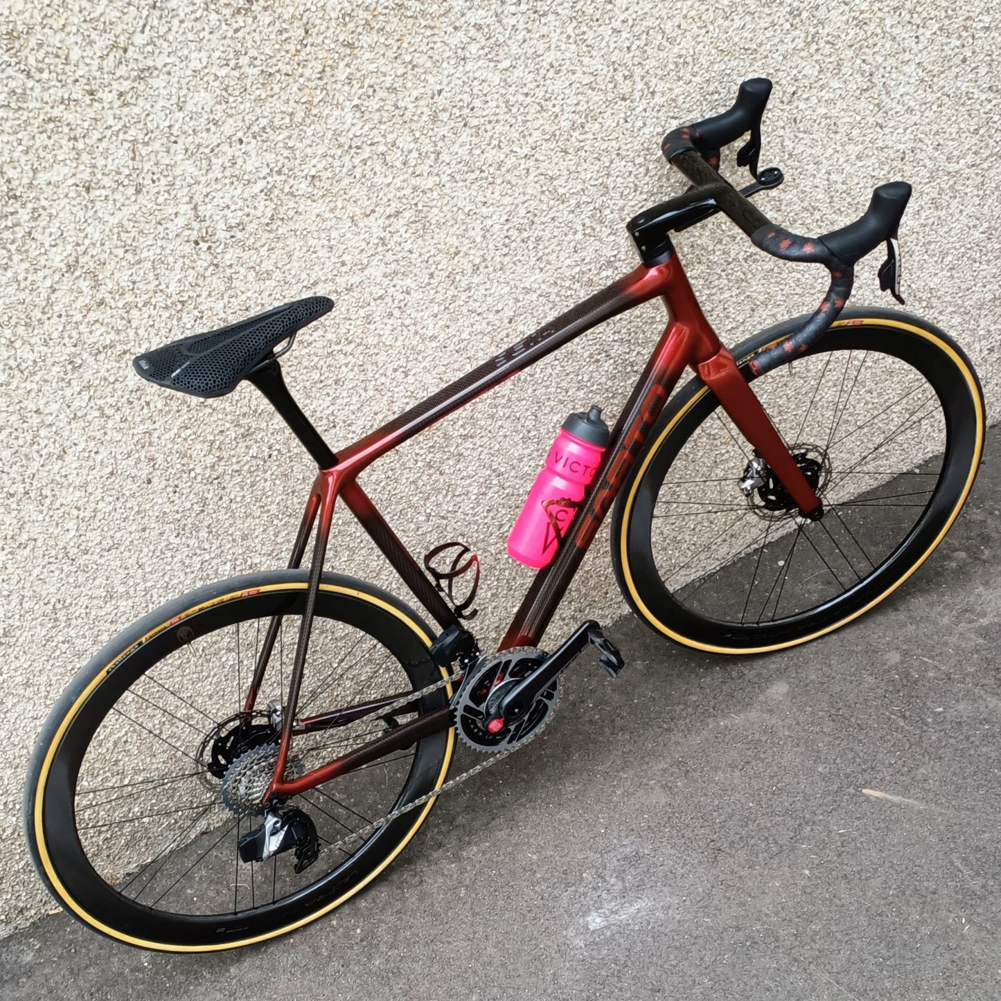 Sarto Seta Plus tri-composite (rouge/carbone)