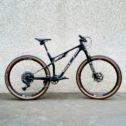 Superior Team XF 29 Factory Racing