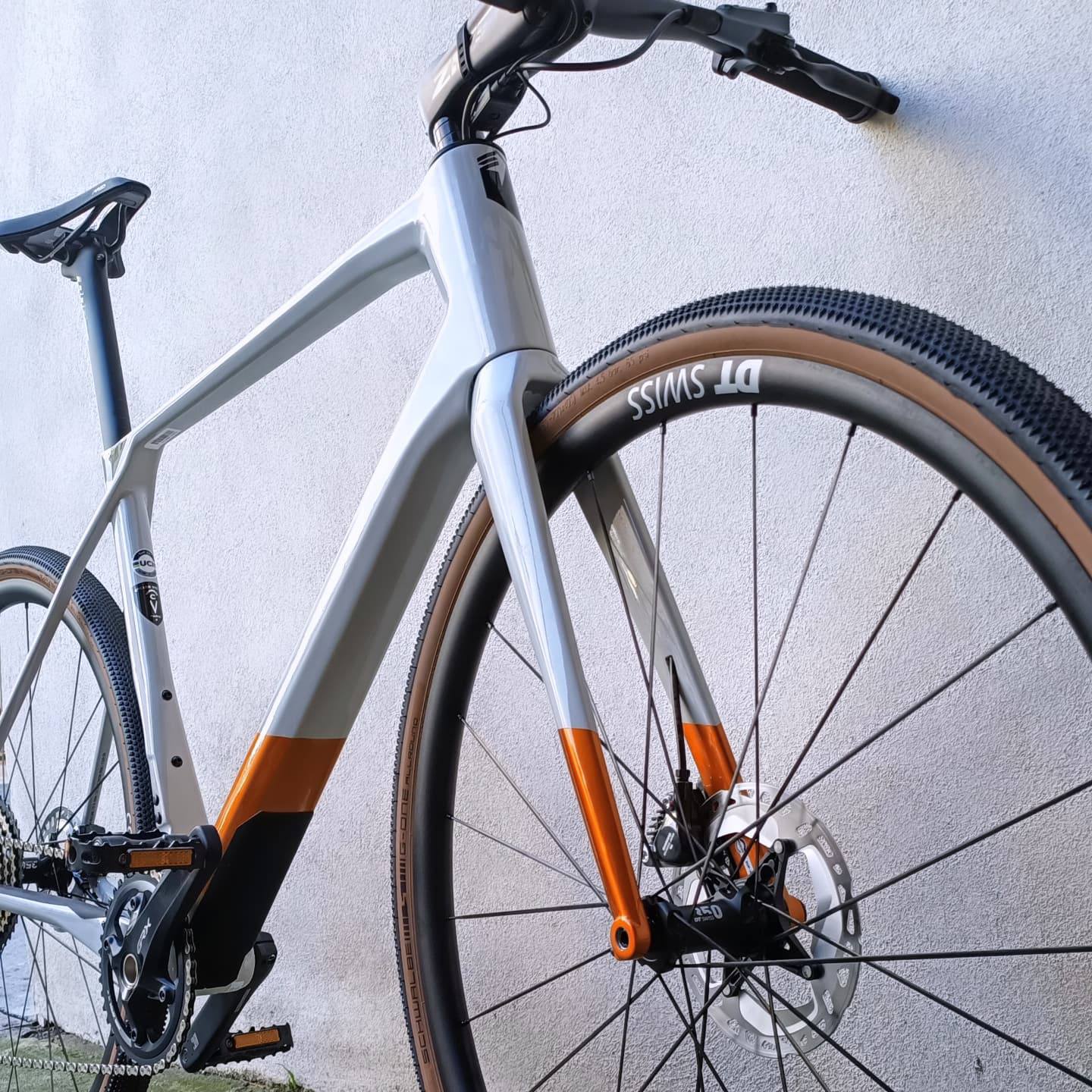 Superior X-Road Team Issue Di2 GR custom