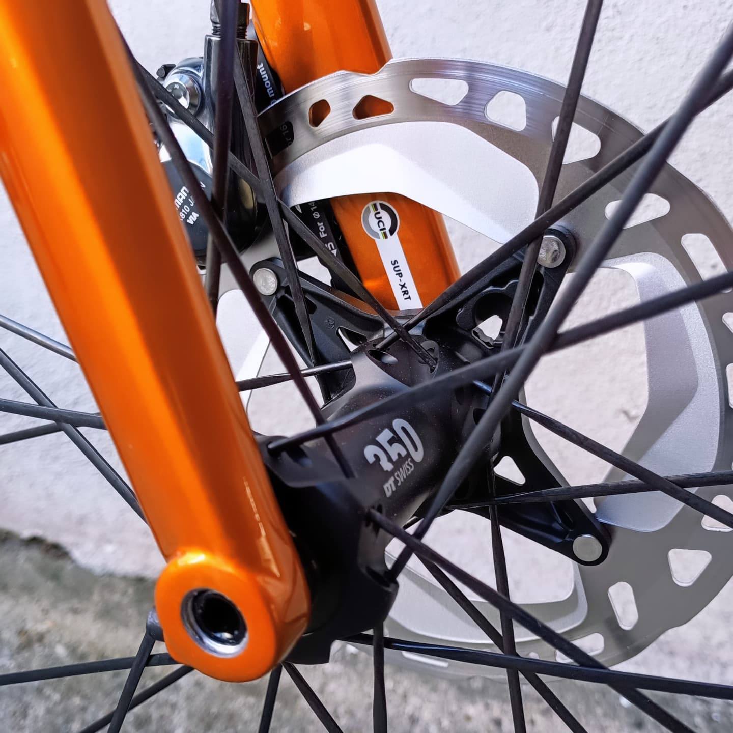 Superior X-Road Team Issue Di2 GR custom