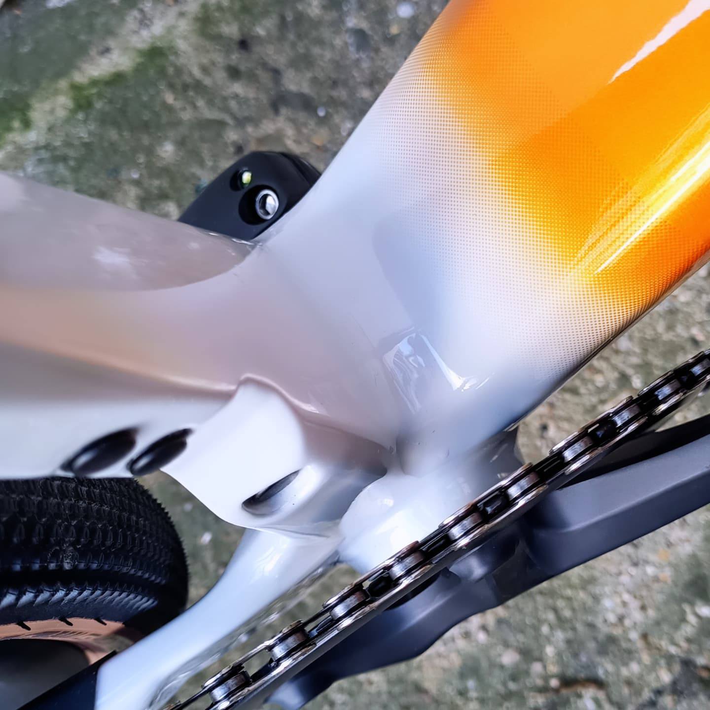 Superior X-Road Team Issue Di2 GR custom