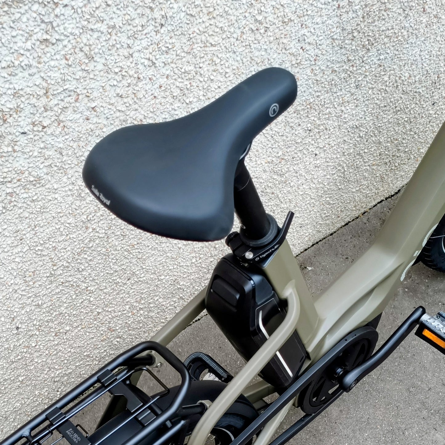 Qio Compact AP-8 - coloris lead metal
